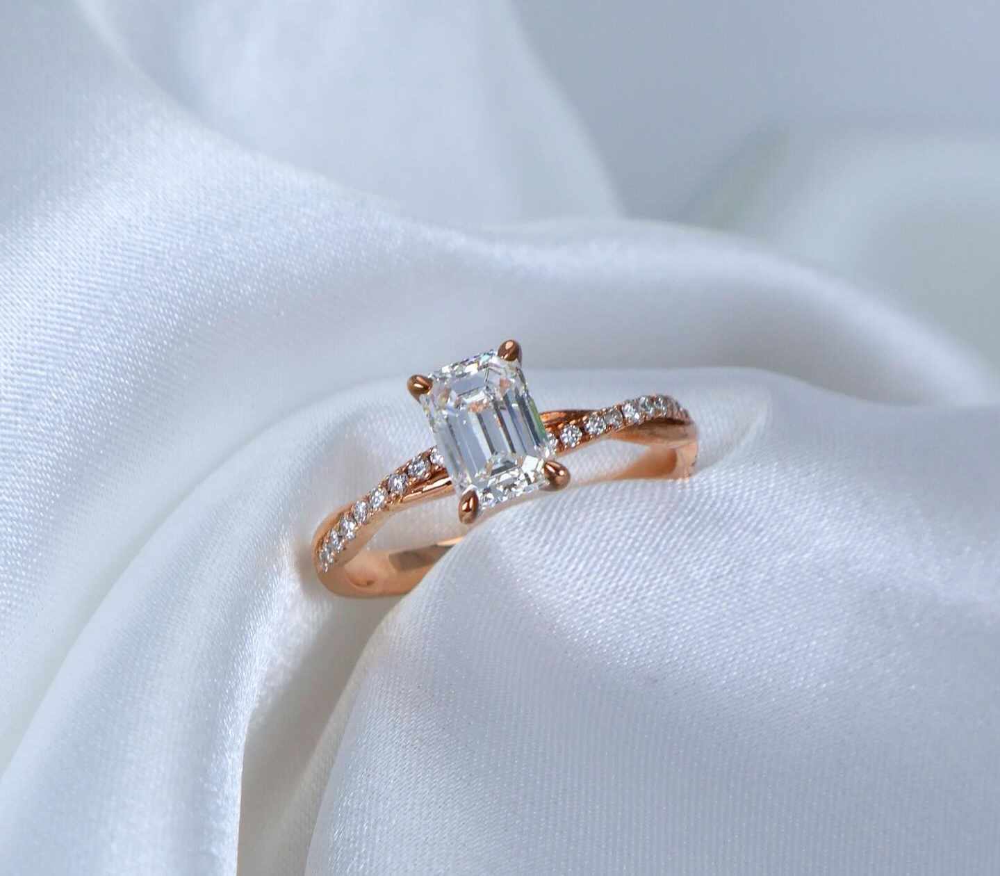 received_3768669663446011